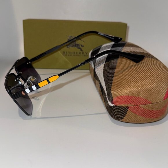 BURBERRY Sunglasses TB Collection - Picture 3 of 3